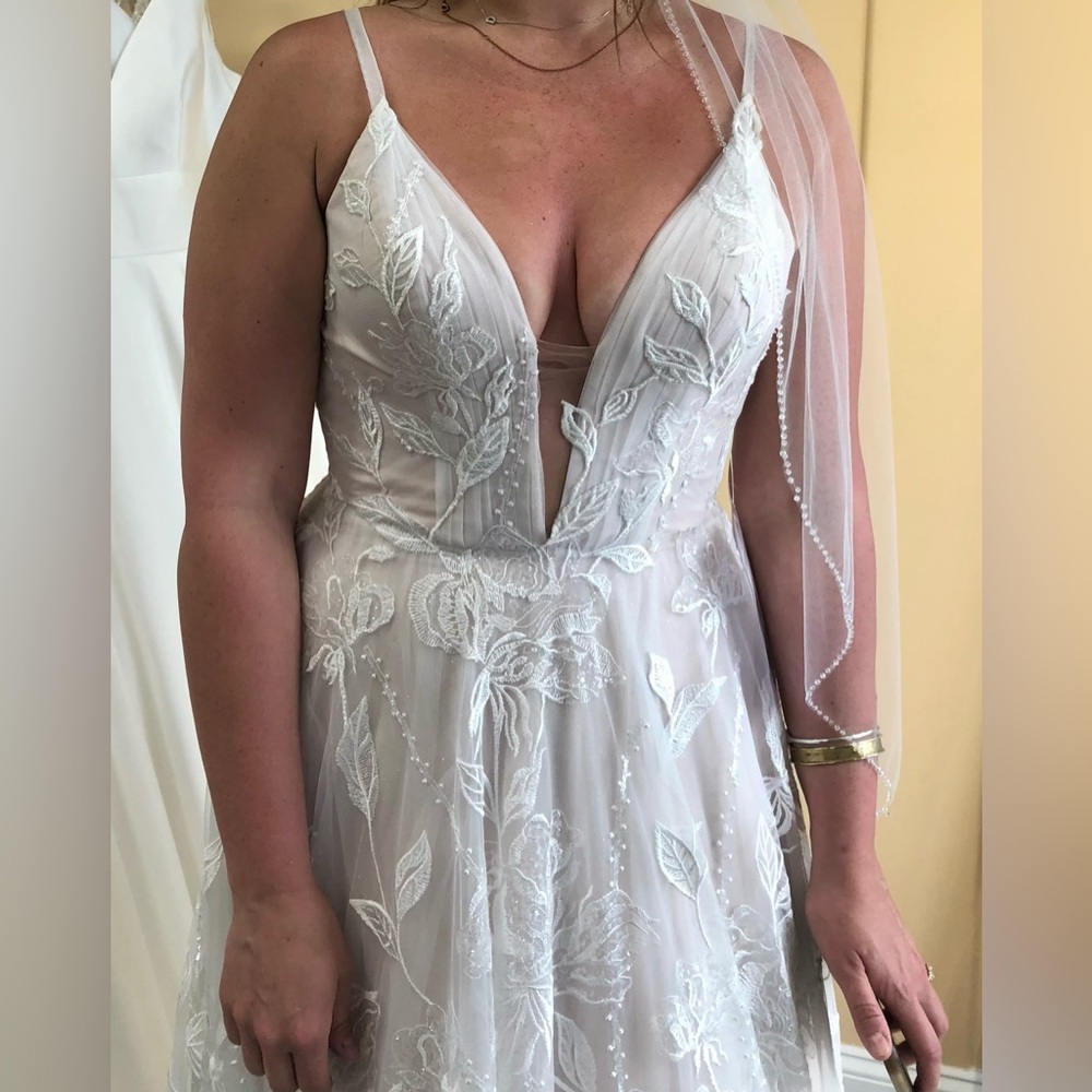 BRAND NEW | Madi Lane “Abigail” Wedding Gown - Picture 4 of 5